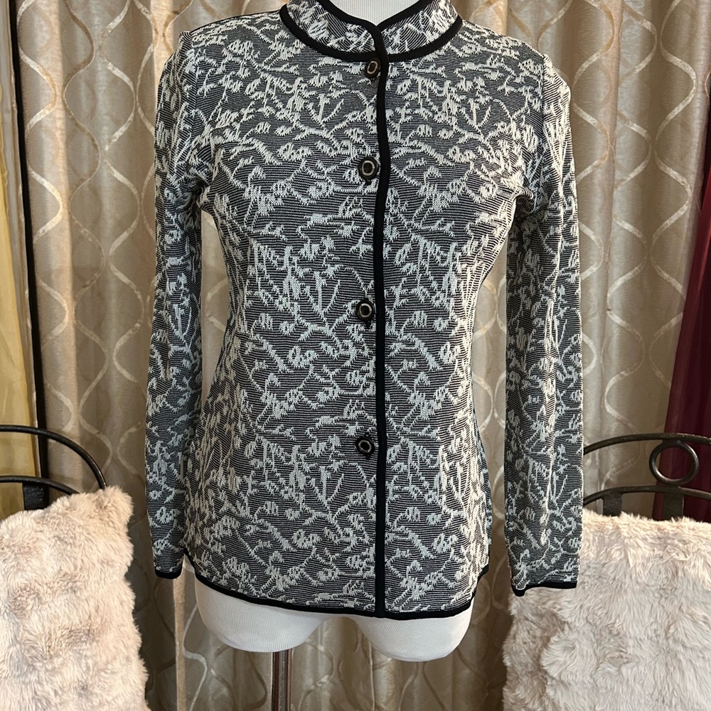 Misook Monochrome Knit Cardigan